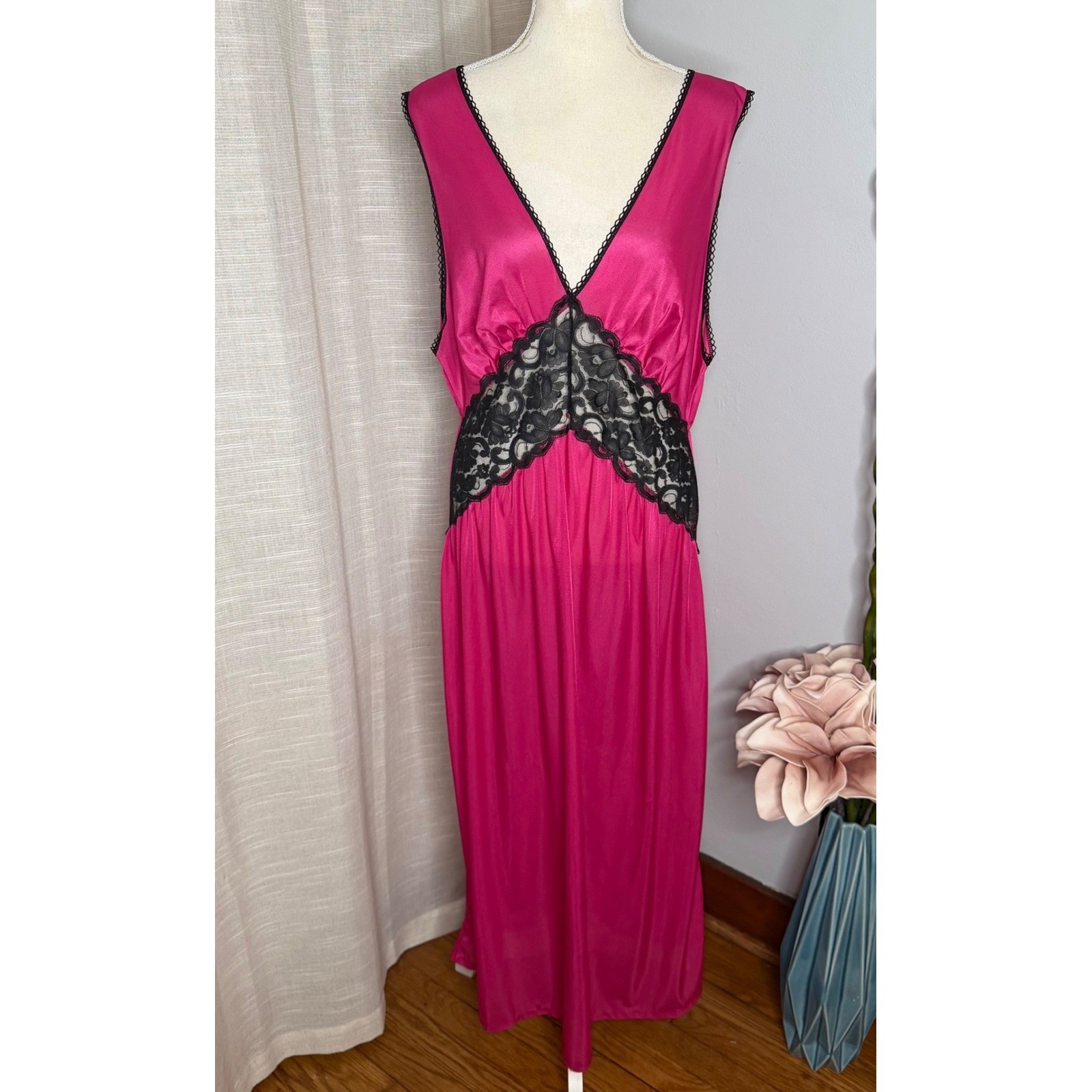 80s Vintage Spotlight Hot Pink Nylon Lace Maxi Nightgown Made in USA Plunge XL