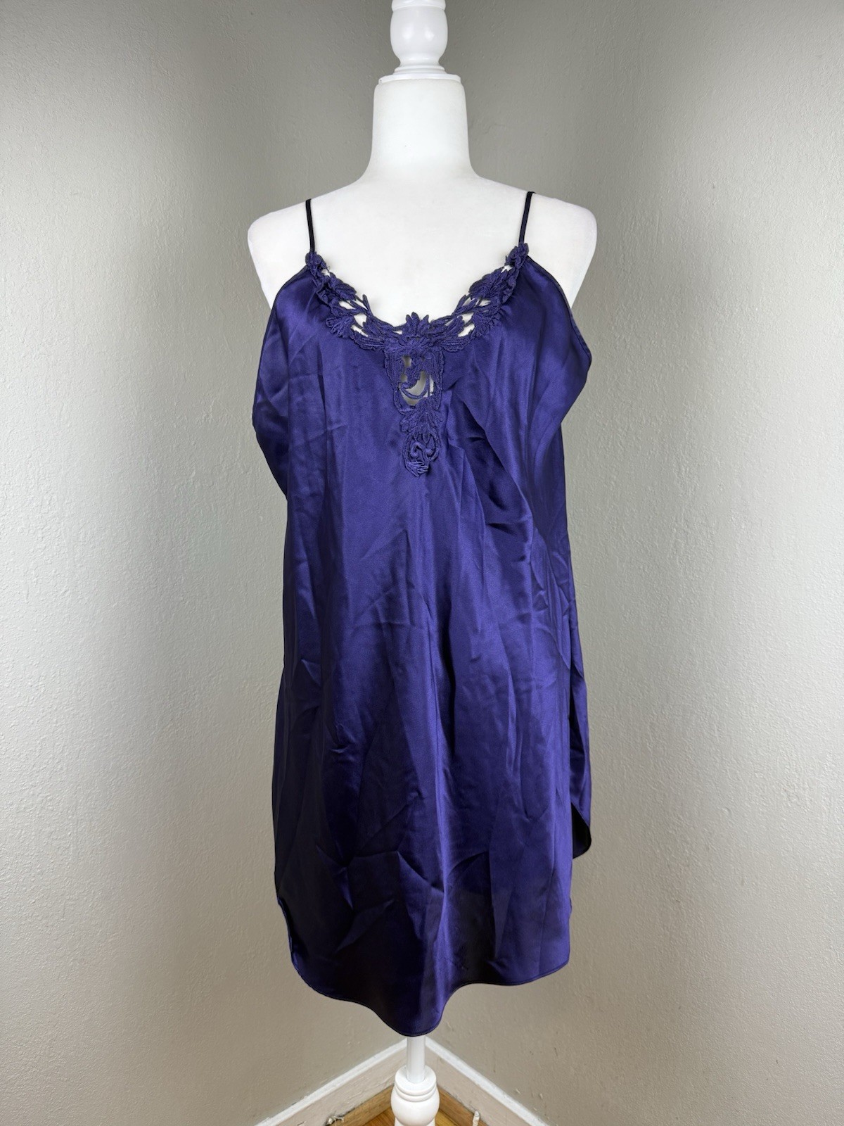 VTG Dentelle Purple Sleep Dress Nightgown