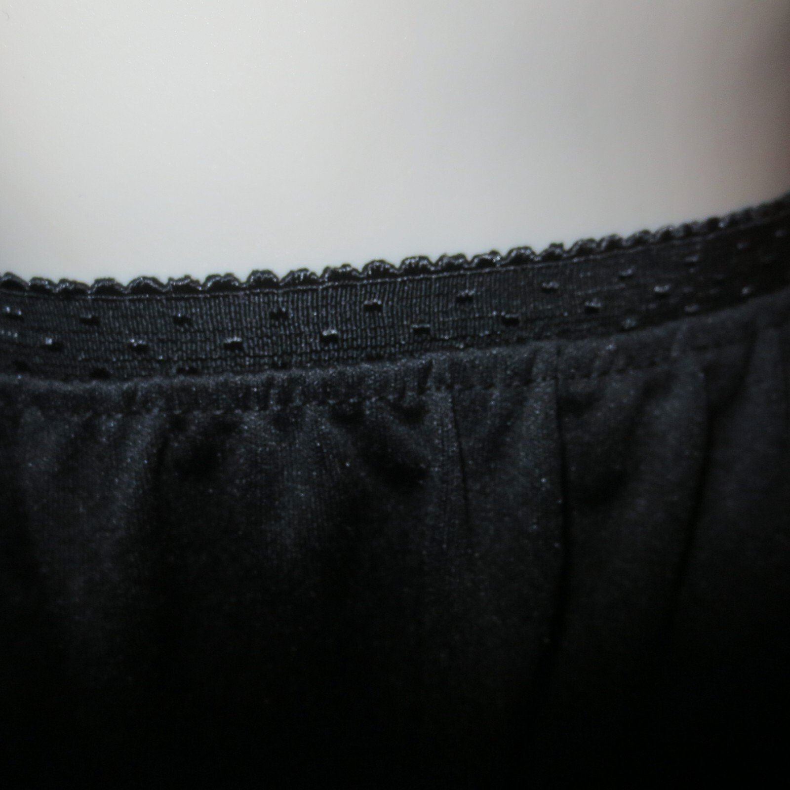 GOLD COAST BLACK stretch poly nylon half slip spin slip LINGERIE sz M