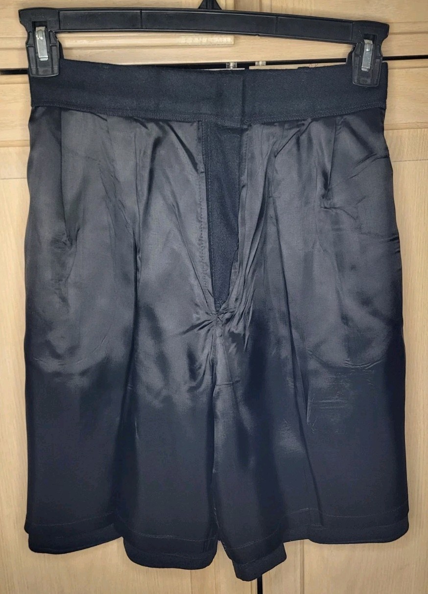 Womens Vintage 90s Bermuda Shorts Black 100% Merino Wool High Rise