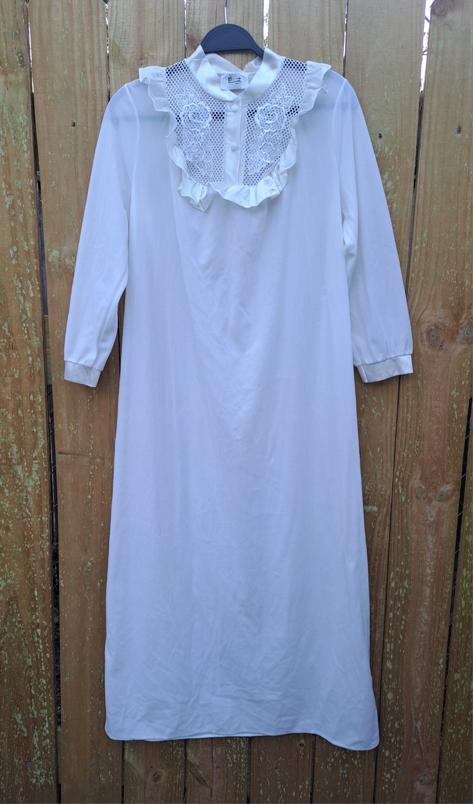 Vtg Paramount Long Nightgown Medium 60s 70s White Nylon Fleece Satin Ruffle