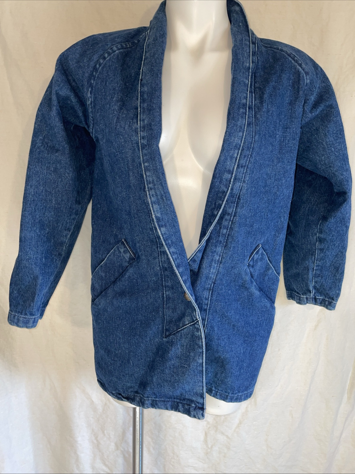 BEBE FURRRINA Sz P Small Women’s Vintage Denim Jacket 1 Snap Dolman Sleeve