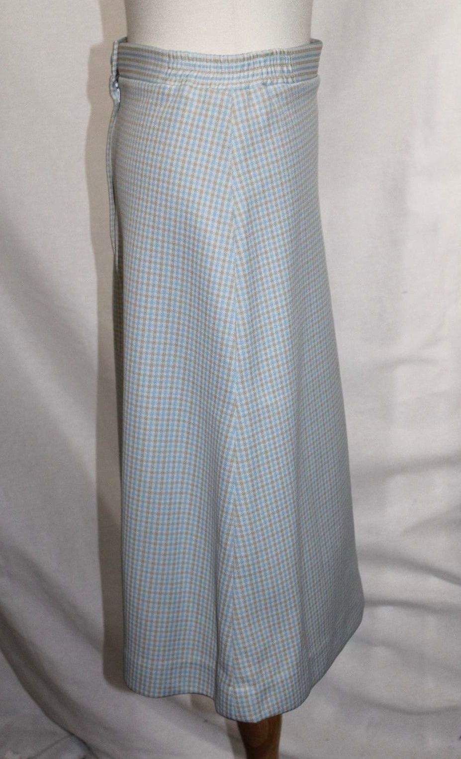 Vintage 60s Women’s 27 ( S) Blue & Beige Plaid Polyester Below-Knee A-Line Skirt