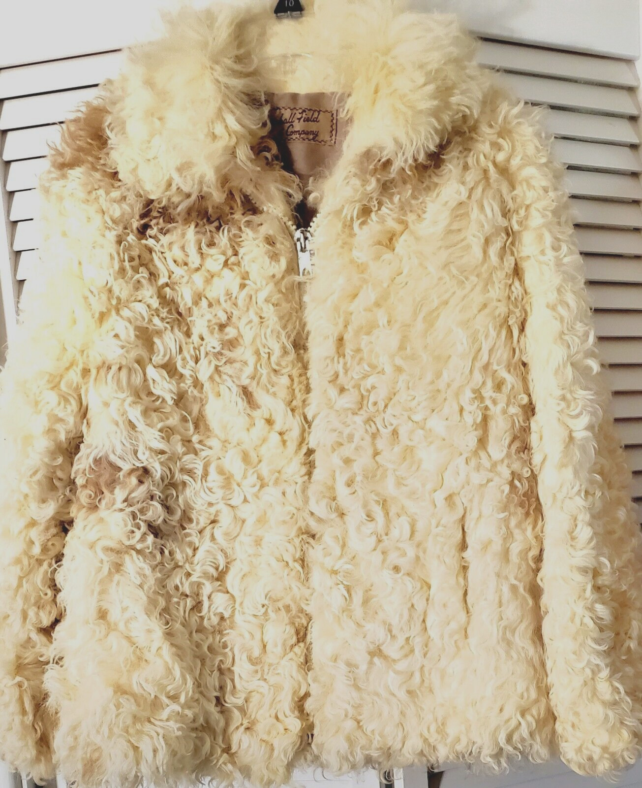Vintage MARSHALL FIELD Cream Curly Mongolian Lamb Short Zip Front Jacket S