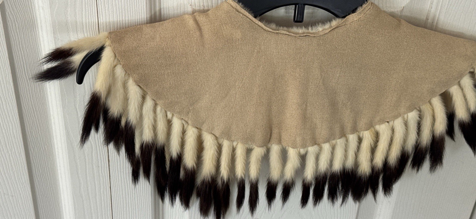 Vintage Ermine Fur Stole Champagne Blonde Color With Dark Brown 45 Tails
