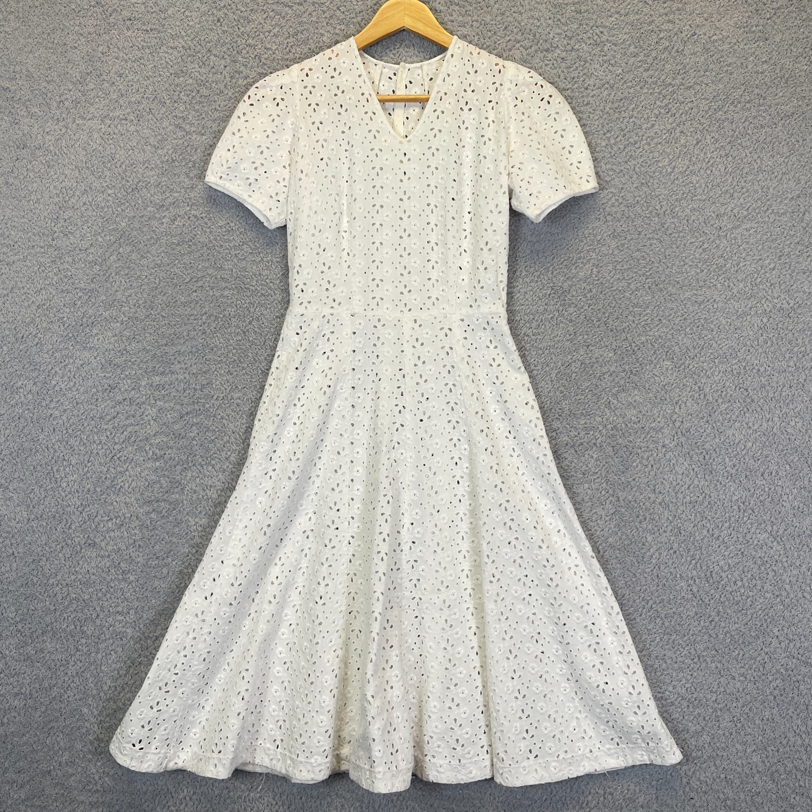 Vintage 1970s Eyelet Prairie Dress XS Cottagecore Romantic Puff Sleeve Midi