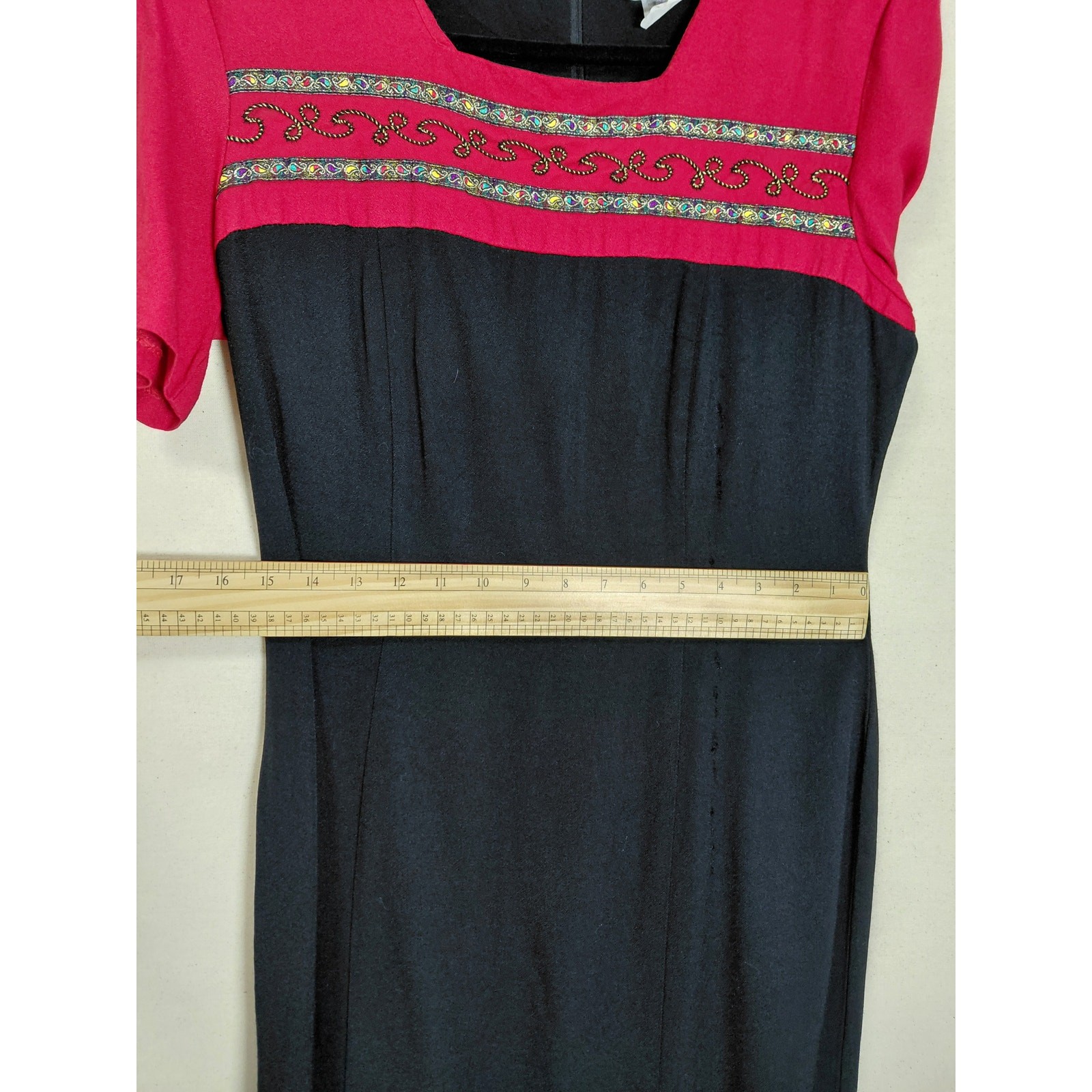 Vintage Betsy’s Things Made in USA Embroidered Shift Dress Women Size 11/12