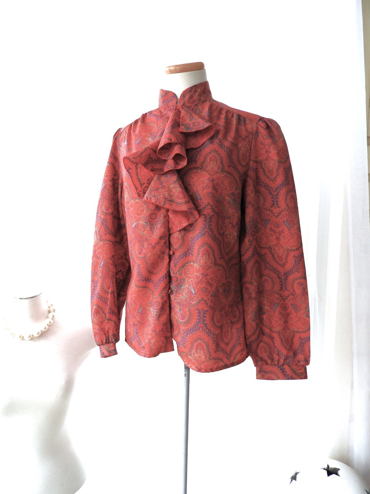 Vtg 1980’s Victorian Style Blouse Lady Arrow Red Paisley sz M/L
