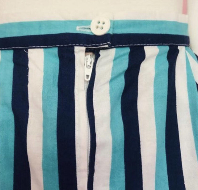 vintage 60s blue striped ruffle dirndl trachten skirt XS/S