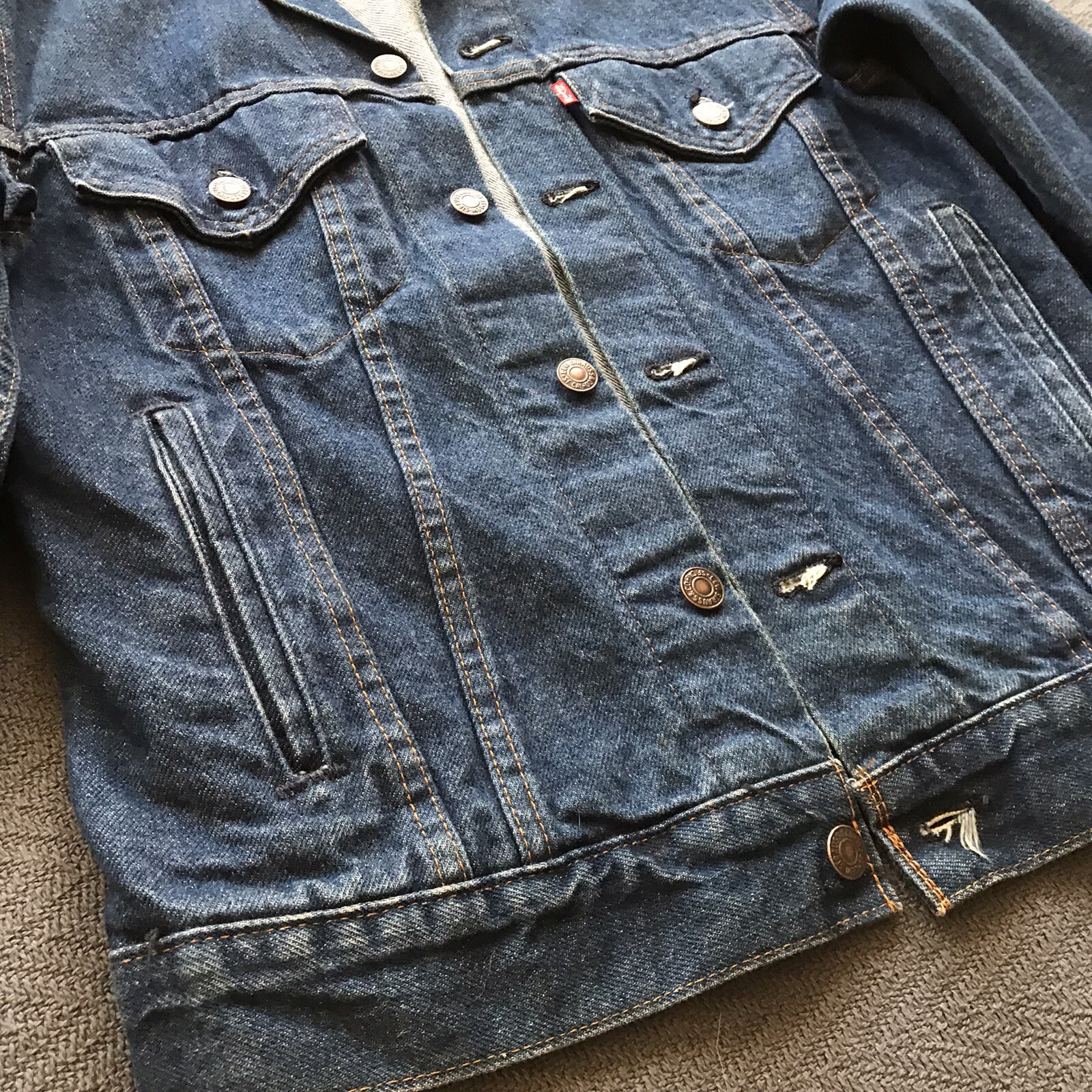 Vintage Levi’s Denim Jean Jacket Dark Wash Size 34 Awesome