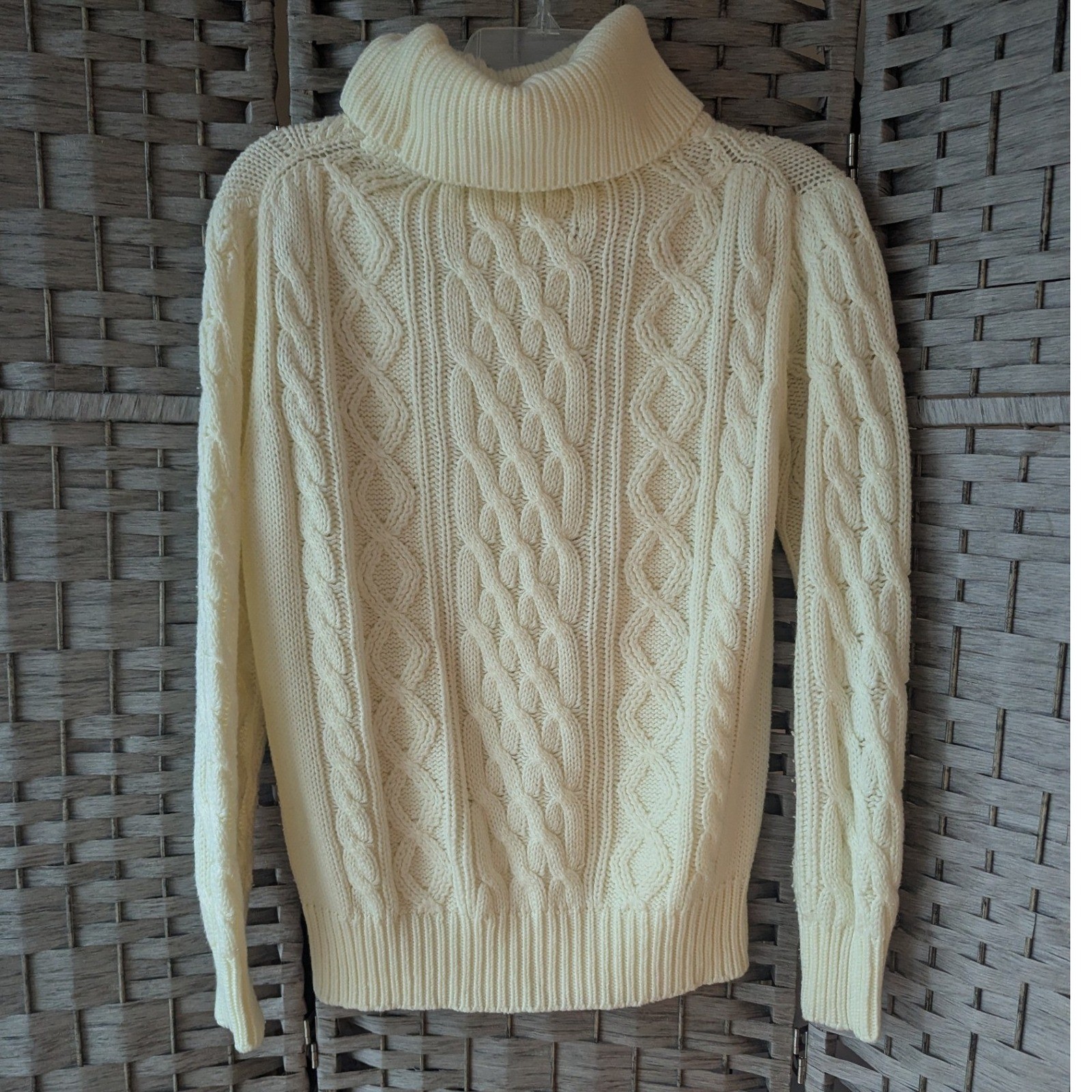 Vtg 90s Turtleneck Sweater Cream Cable Knit Fisherman Sz S Classic Cozy Cabin