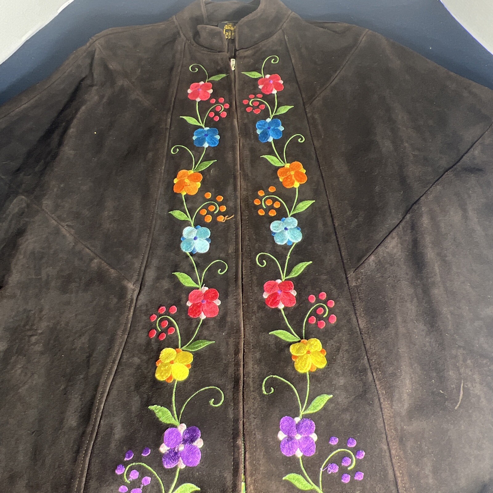 Queen of the Capes Country Place Leather flower embroidery Vintage Hippy Cottage