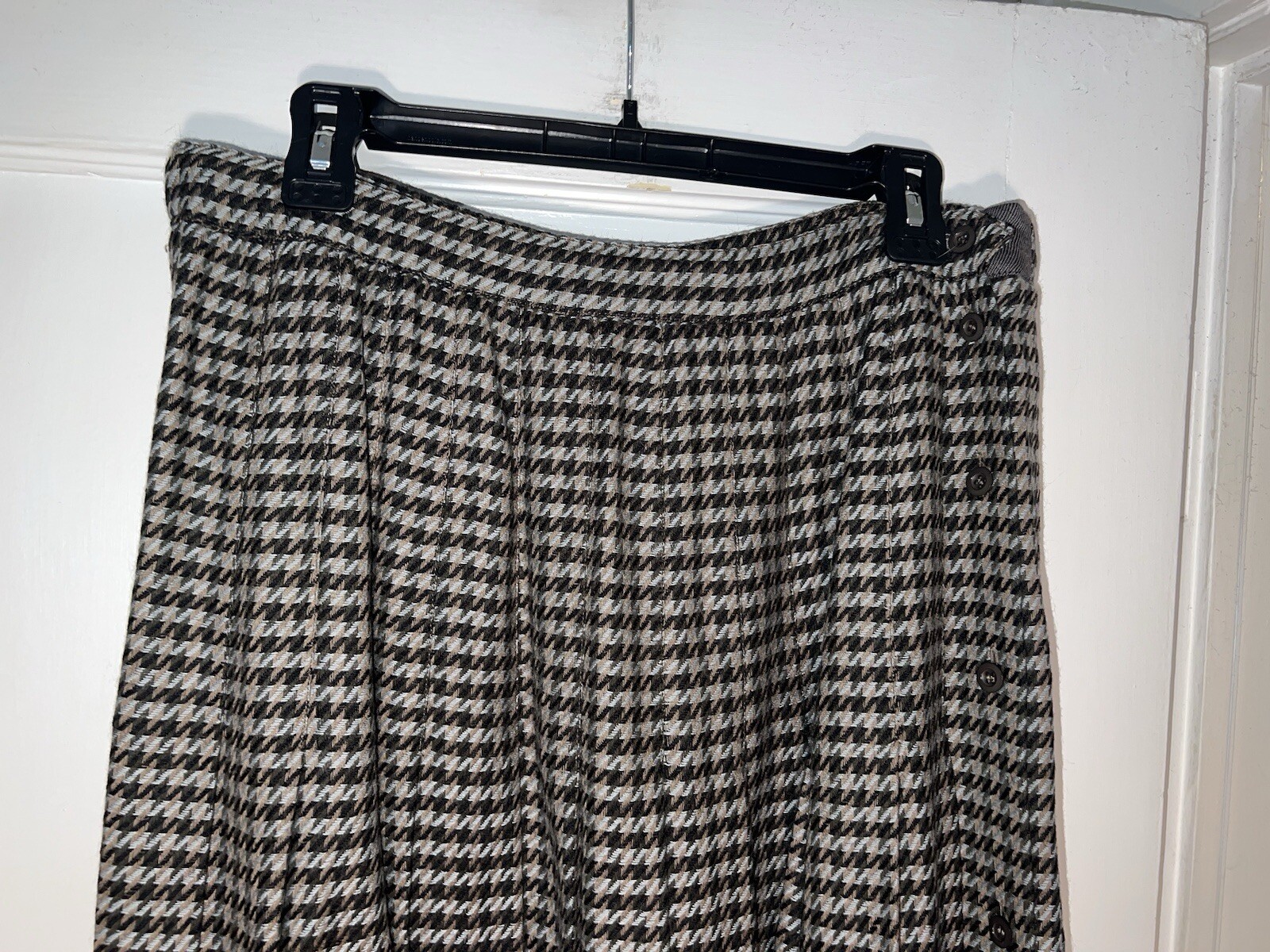 J. Tiktiner Vintage Plaid Wool Pleated Skirt Academia Preppy France 44/ 12. d743