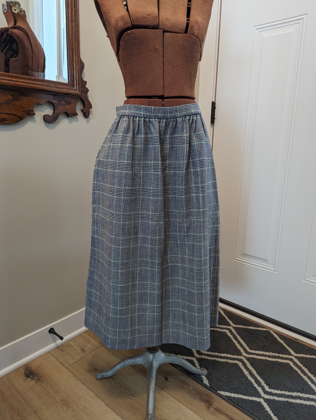 Hunter Sportswear Vintage 80s Wool Skirt Plaid 1980s Pockets Size 12 Granny Chic