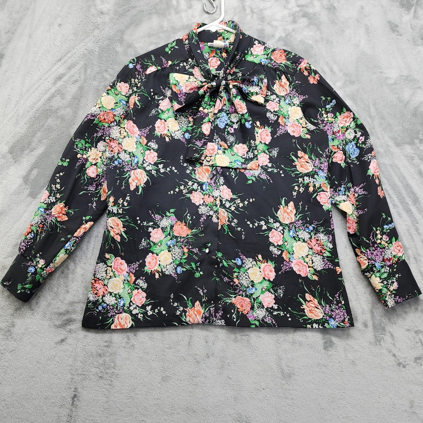 Vintage 60s Ship 'N Shore Top Womens 16 Black Floral Tie Neck Button Up Office