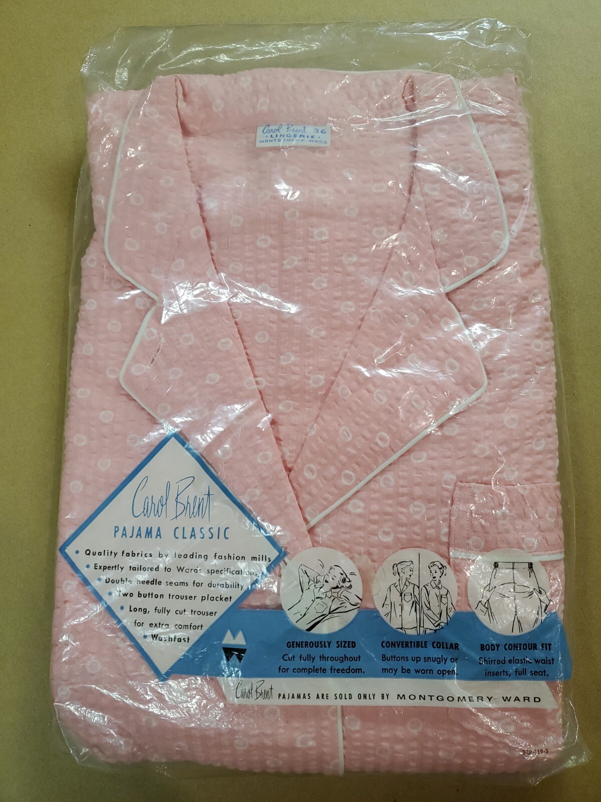 Carol Brent Classic Vintage Pink and White Pajama Set Cotton 1960s 36