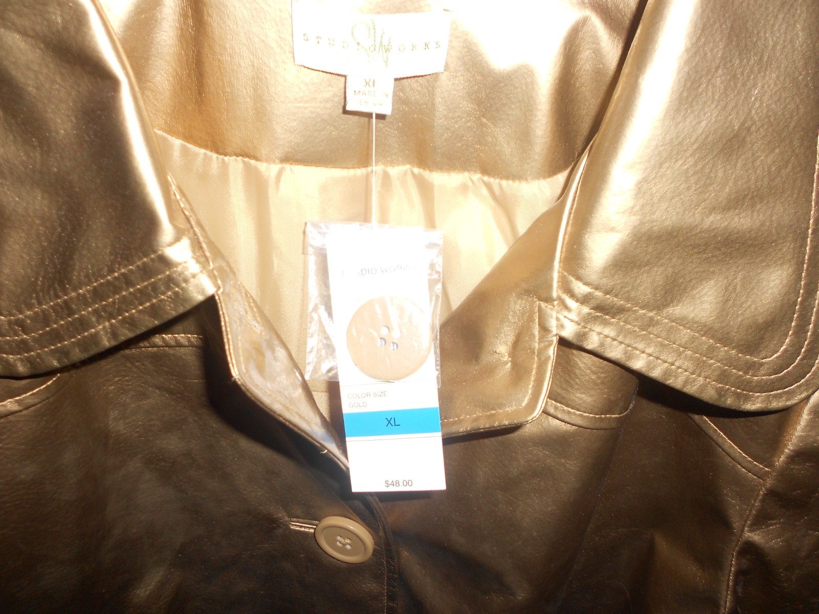 VINTAGE UNUSED SIZE XL LADIES SHINNY GOLD JACKET WITH TAGS BY STUDIO WORKS NEW!