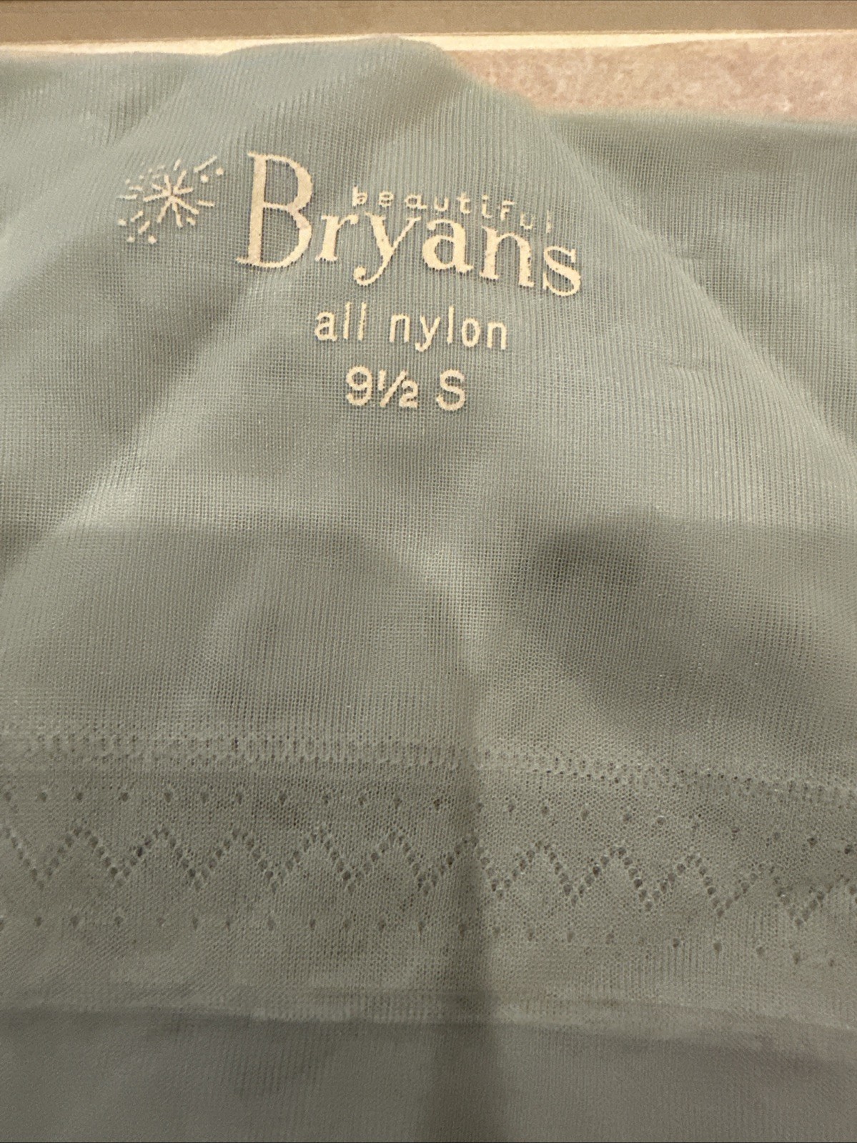 Beautiful Bryans 475 Nude Heel Crystal Glow 9 1/2 1 Pair Short