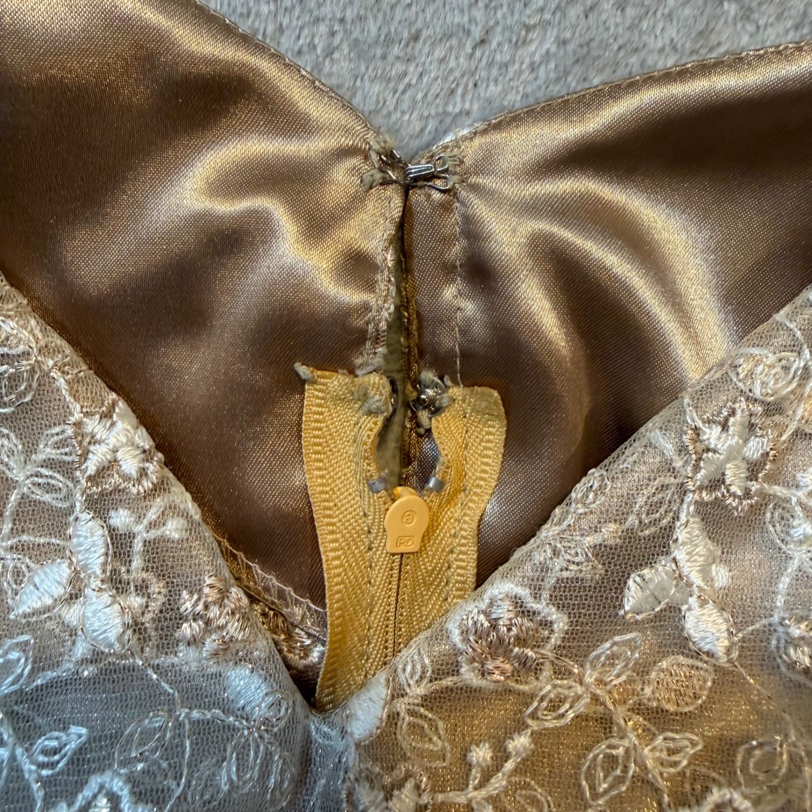 Vintage 90s Champagne Gold Lace Floral Maxi Dress Sweetheart Formal Gown 10