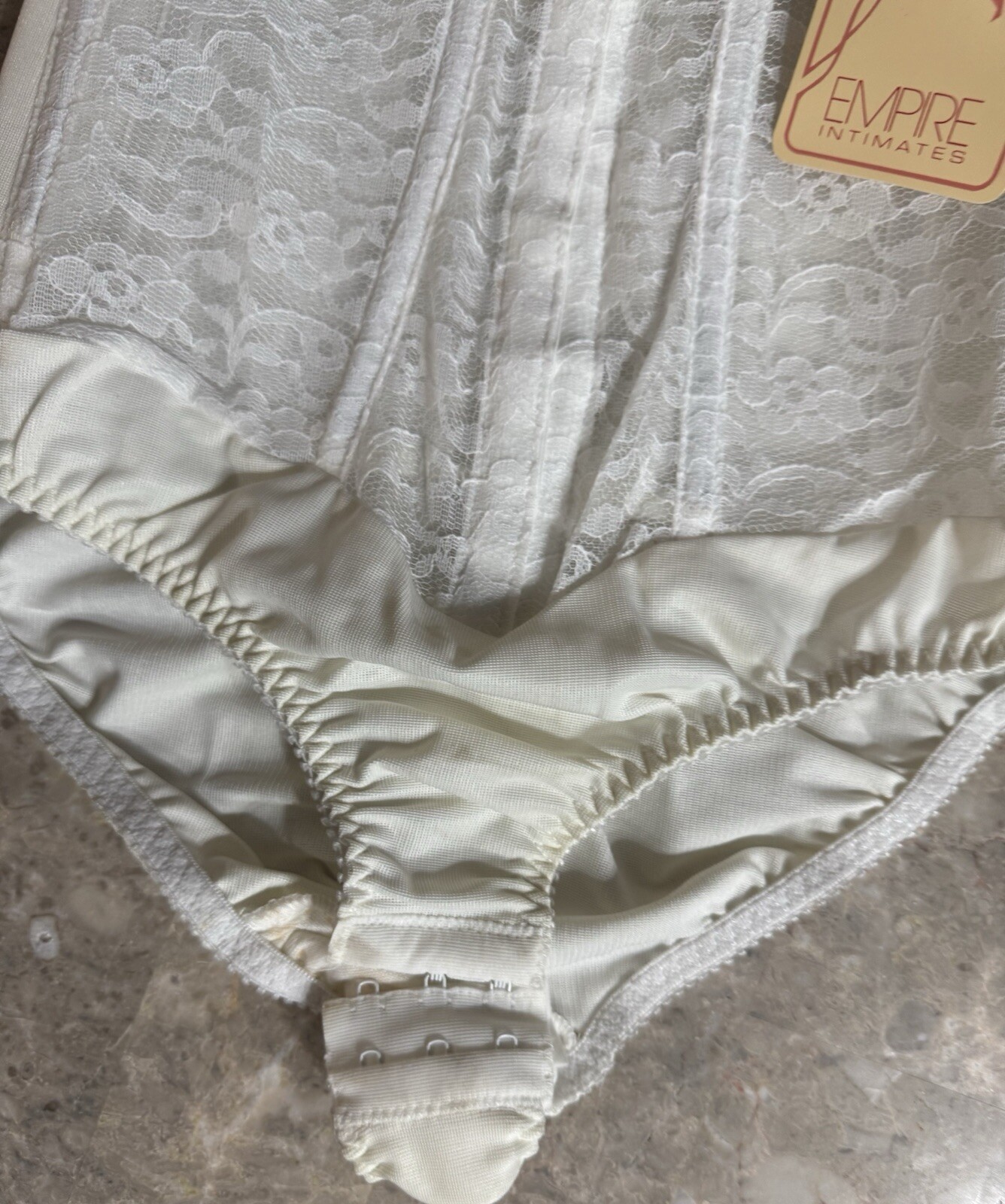 VINTAGE EMPIRE INTIMATES PANTY GIRDLE! LACE , FRONT HOOK , HOOK CROTCH SIZE 26
