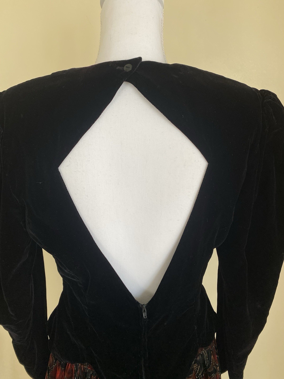VTG Jessica McClintock 8 (see Measurements) Velvet Dress Black/Red Renaissance