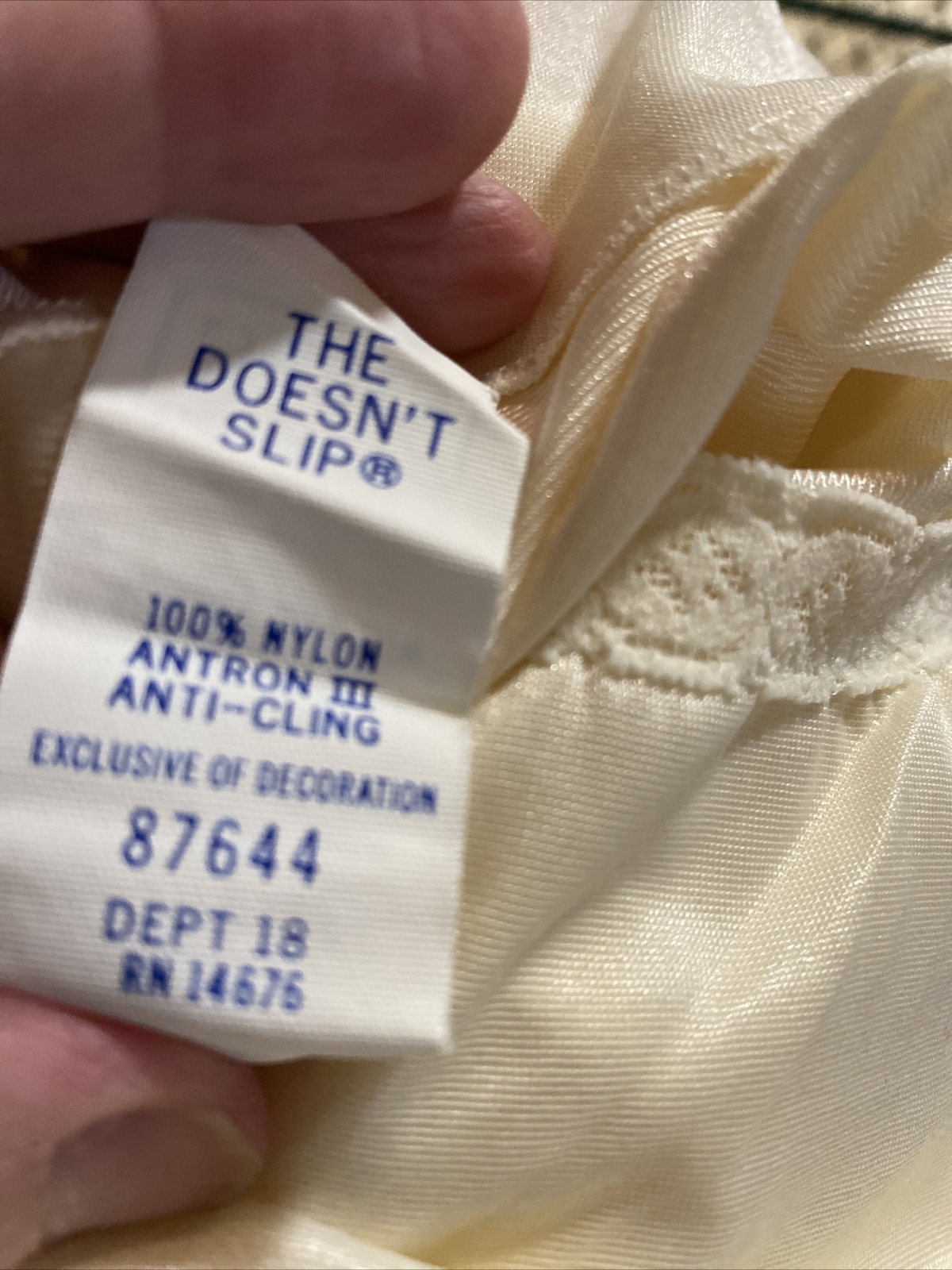 Vtg Lace Sears Doesn’t Slip 34 Beige Nylon Strapless Dress Lingerie Anti Cling