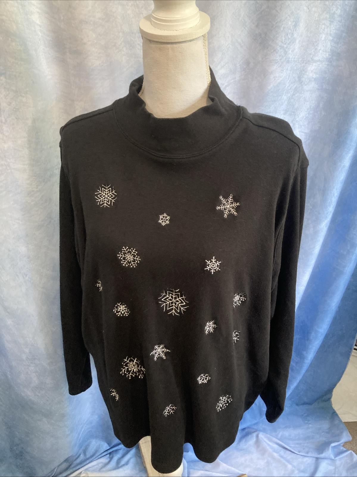 VTG Y2K Studio Works 2X Plus Mock Neck Top Snowflakes Embroidered Black Cotton