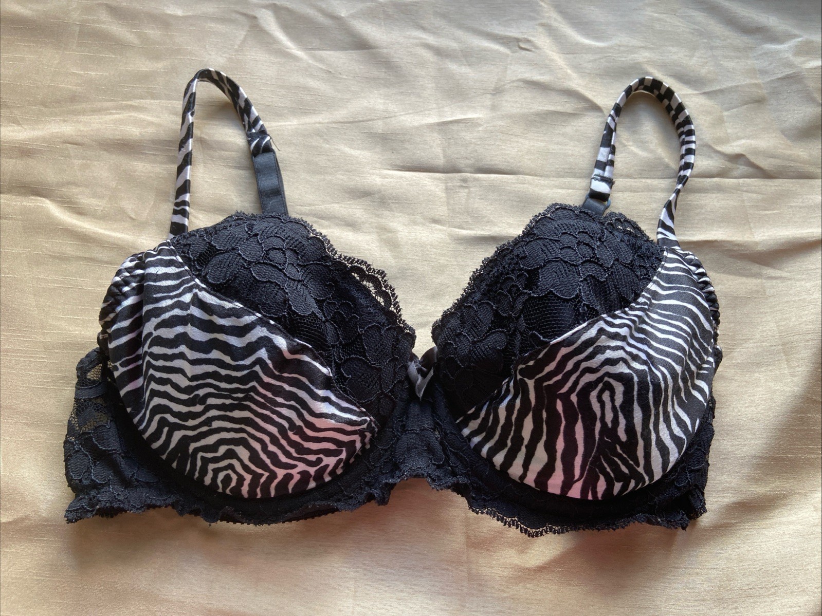 Victorias Secret Green Satin Vintage 90s Padded Second Skin Bra 36C Zebra Black