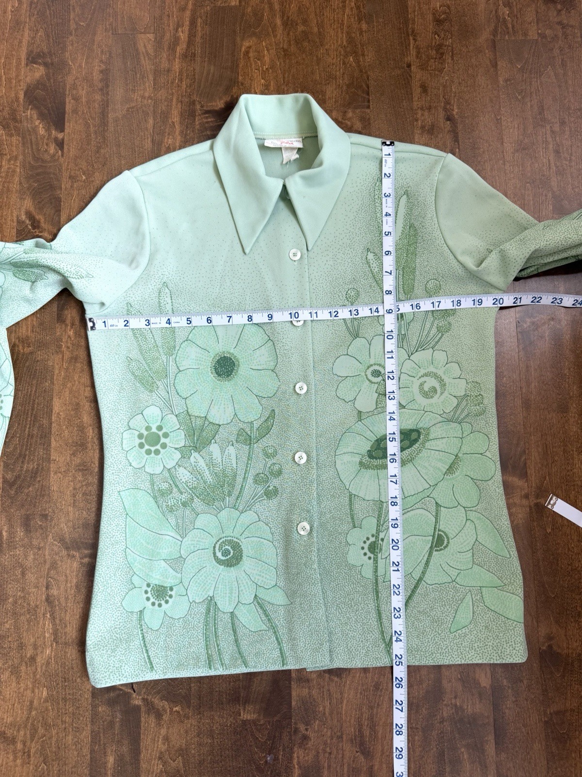 Vintage 1970s polyester shirt green floral long sleeve point collar Sz L
