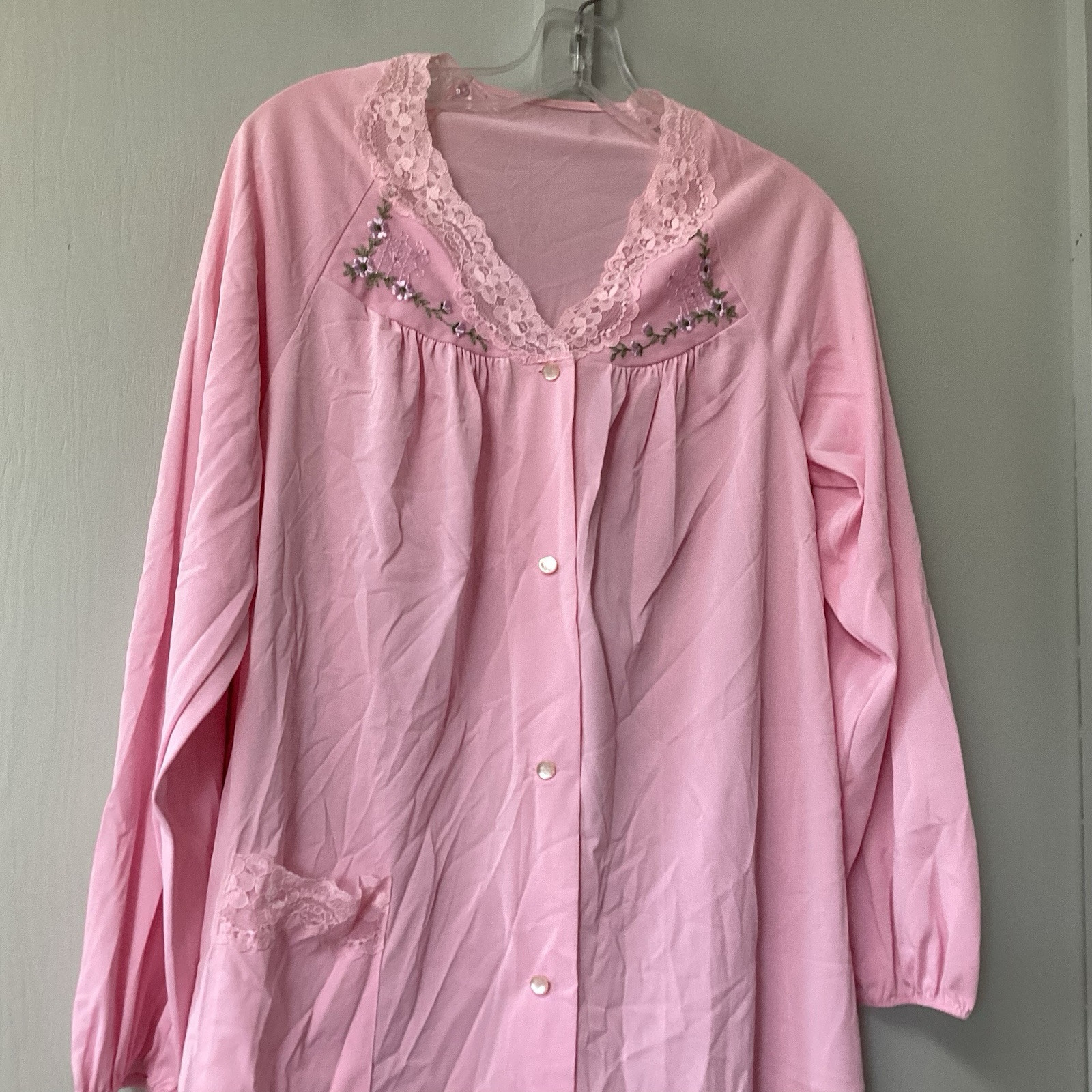 Vintage 70’s Pink Night Gown Ruffle Button Sissy Large Button Down Long Sleeve