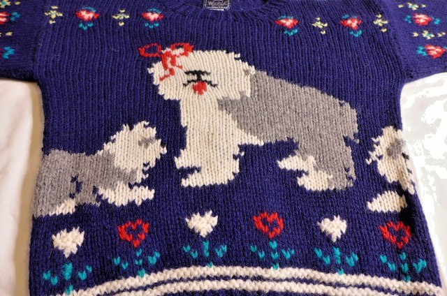VTG Women’s 100% Wool 1980’s Woolrich Old English Sheepdog Crew Sweater Small