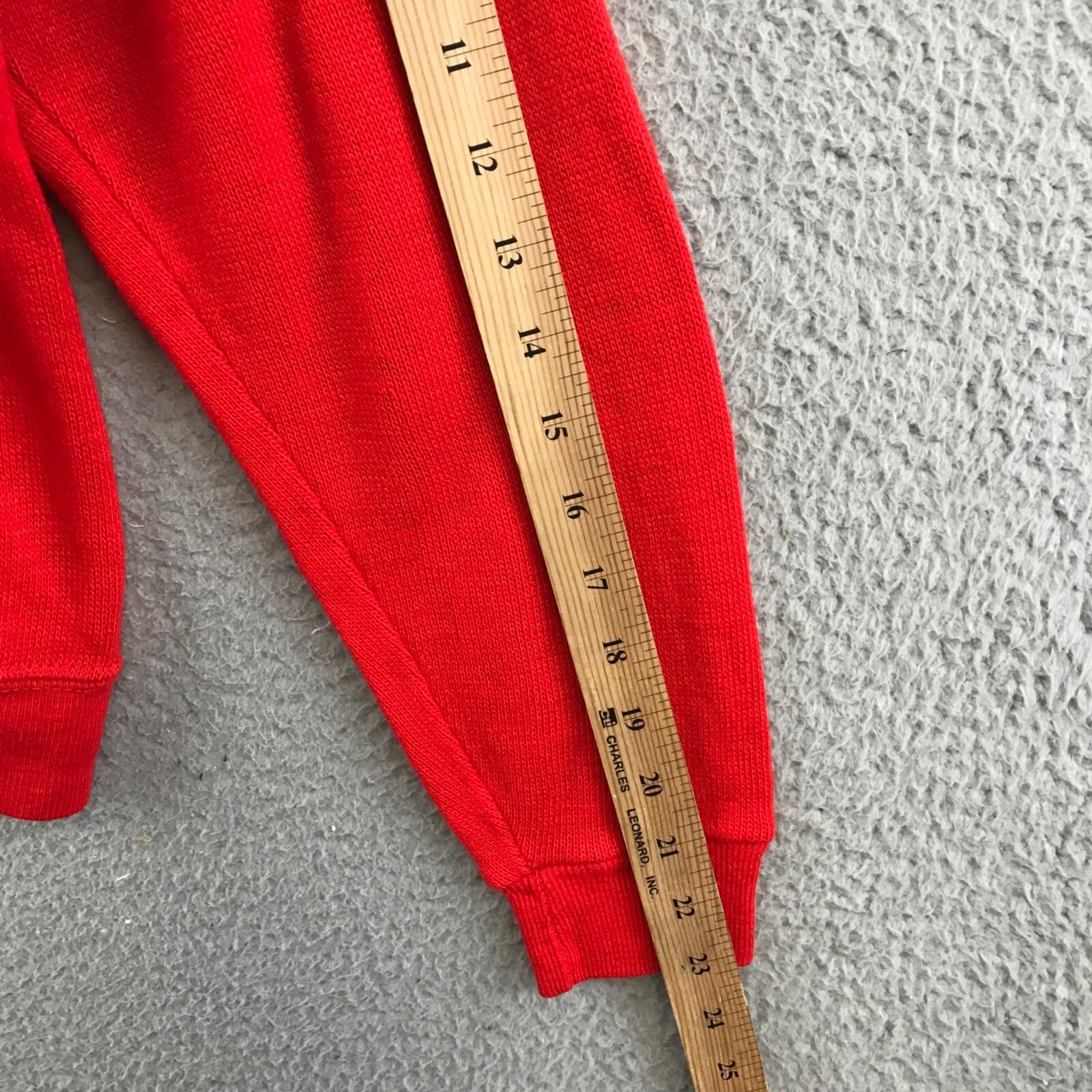 Vintage 60s CRESLAN and RAYON Red L V-neck Sweater