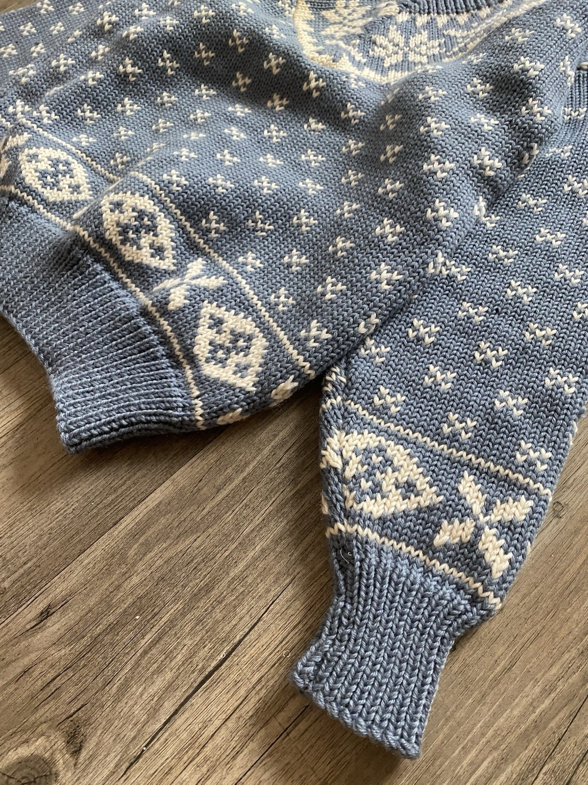 Vintage 80’s Top Notch Knit – Wool Sweater – Handmade In USA – Nordic Pattern!!