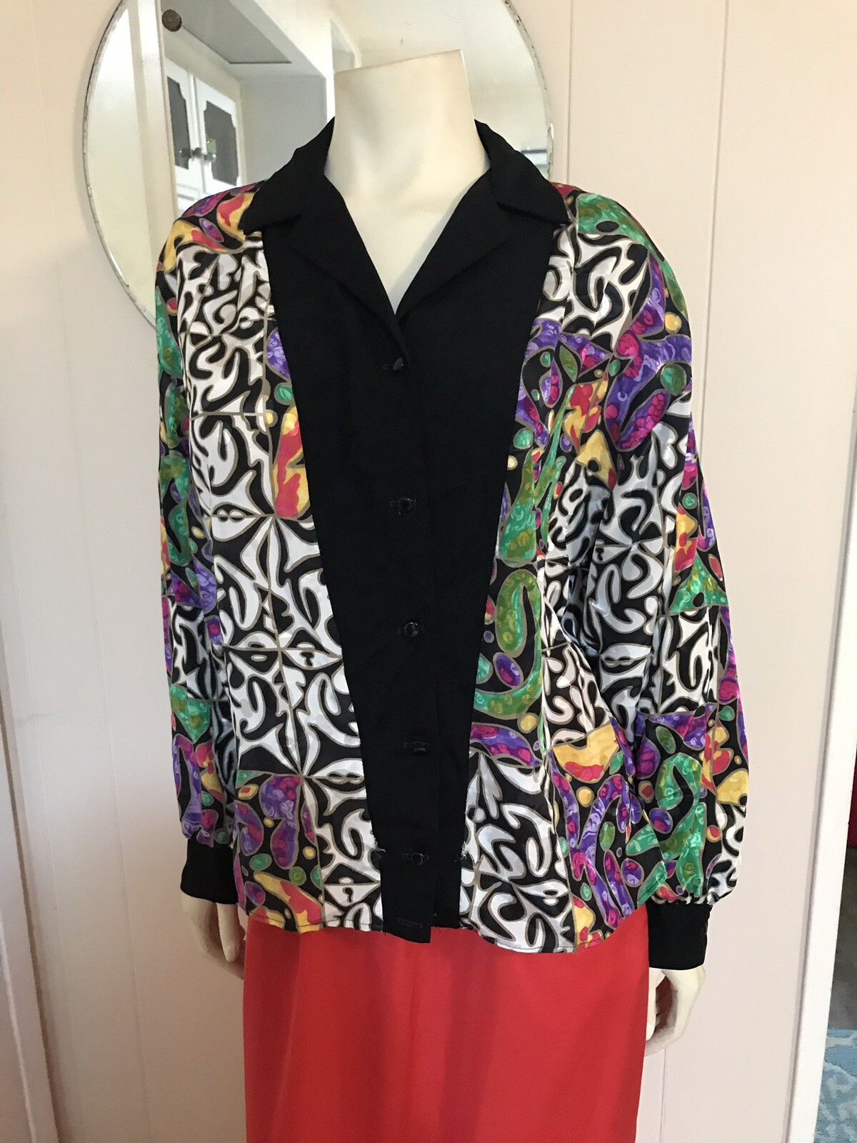 Vintage 1980s Siasia New York Colorful Asymmetrical Black & Abstract Top Gen Sm