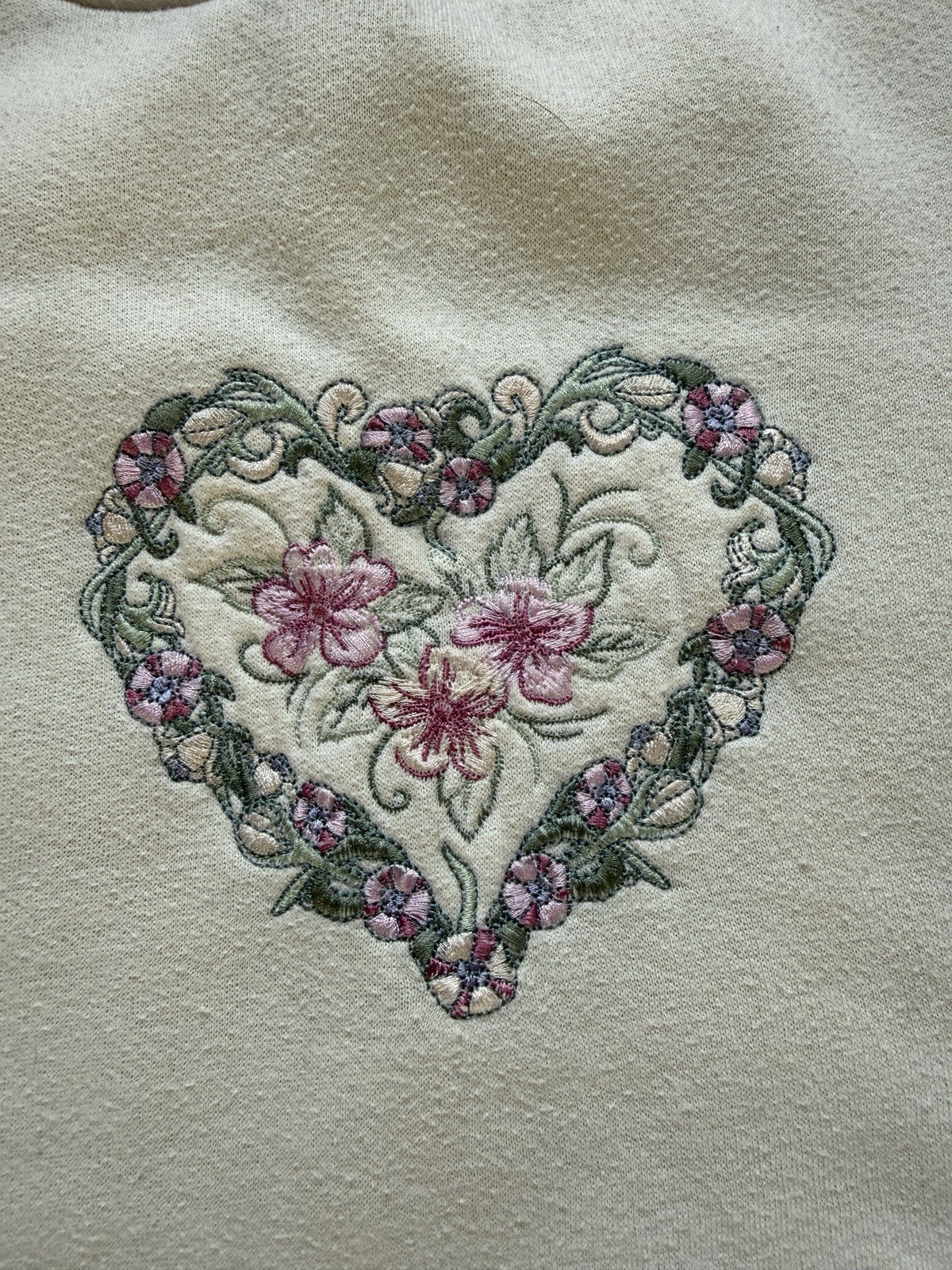 Vintage 90s Shenanigans Floral Heart Embroidered Sweatshirt Women’s L/XL