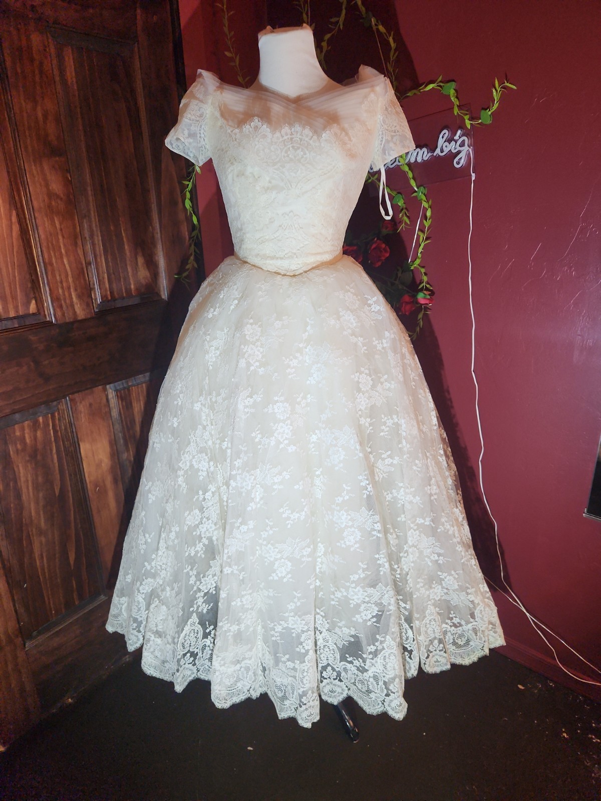 VTG 1950s Cahill Beverly Hills Dress & Veil Set