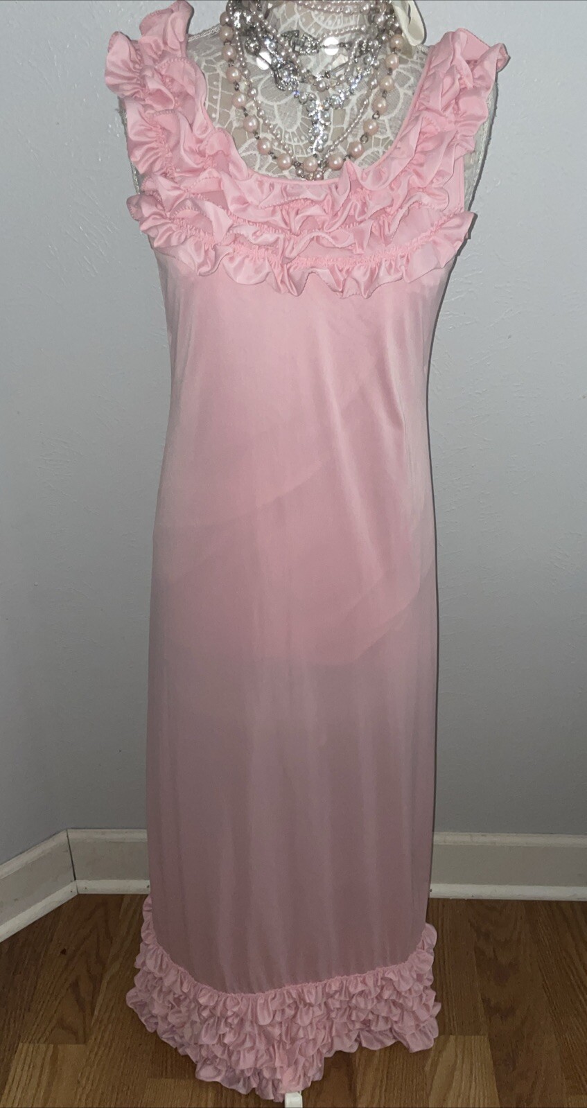 Vtg Sissy PINK Gown Nylon Maidenform Woman’s M TONS of RUFFLES Long Nightgown