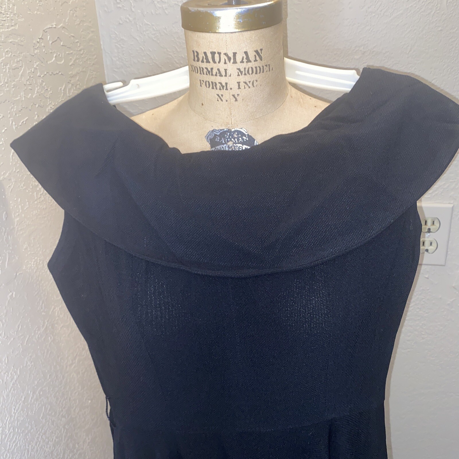 Vintage 1940s Simple Black Crepe Dress Size Small