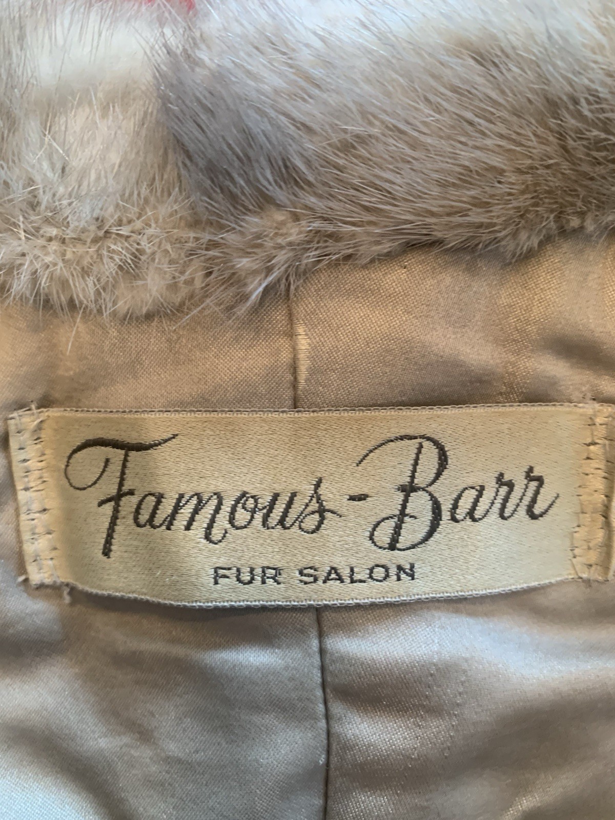 Vintage 1960’s Luxury Famous-Barr Gray Sapphire Fur Stole Shawl Wrap Cape