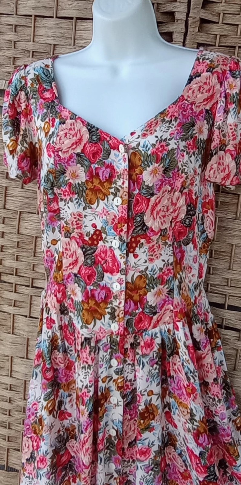 Vintage 80s Country Romance Floral Rayon Garden Party Tea Dress