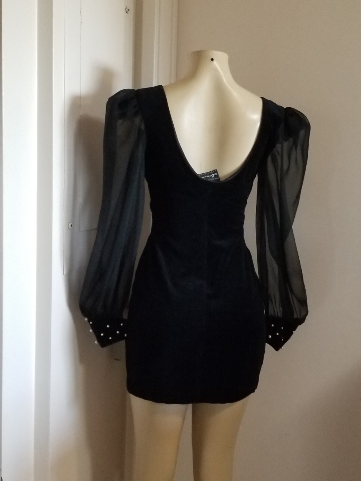 Vintage 80s Karen Okada climax david Howard pearls velour dress