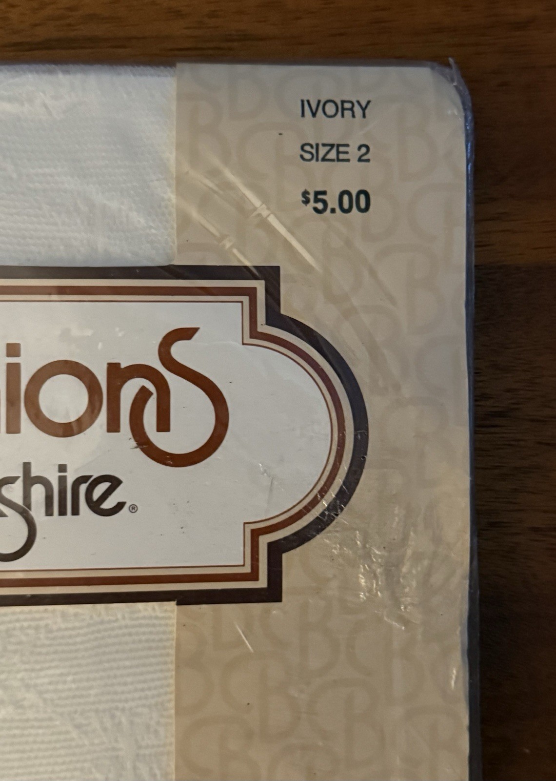 VTG 80s Berkshire Ivory Pantyhose Textured Pattern Lace Snowflake Size 2 NEW