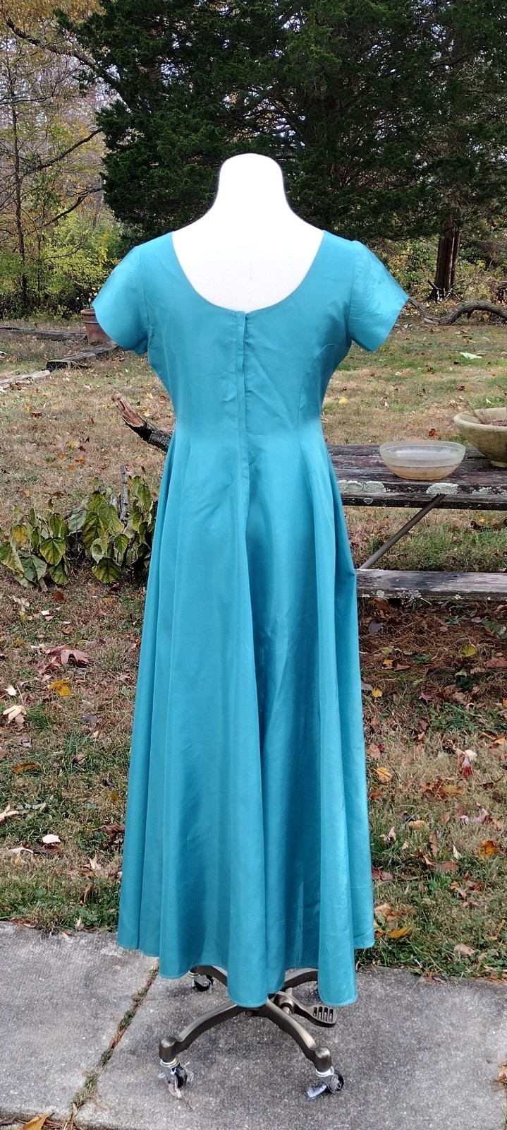 True vintage shiny taffeta gown dress Acetate Center back zipper Very full skirt