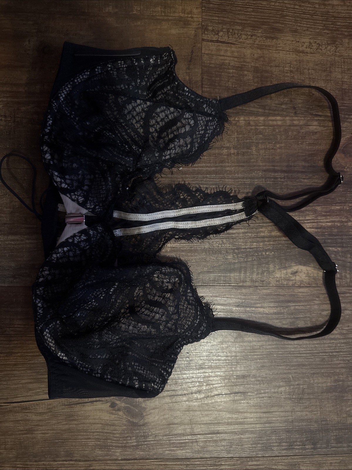 Brand New with tags Victoria Secret Bra Black Lace 34c Sexy Underwire Beautiful