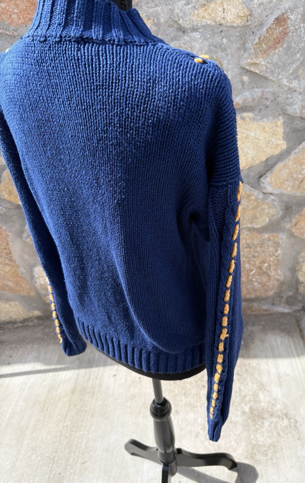 Vintage Mixed blues S Chunky Cable Knit Base W/ Colorful Embroidery POM POM READ