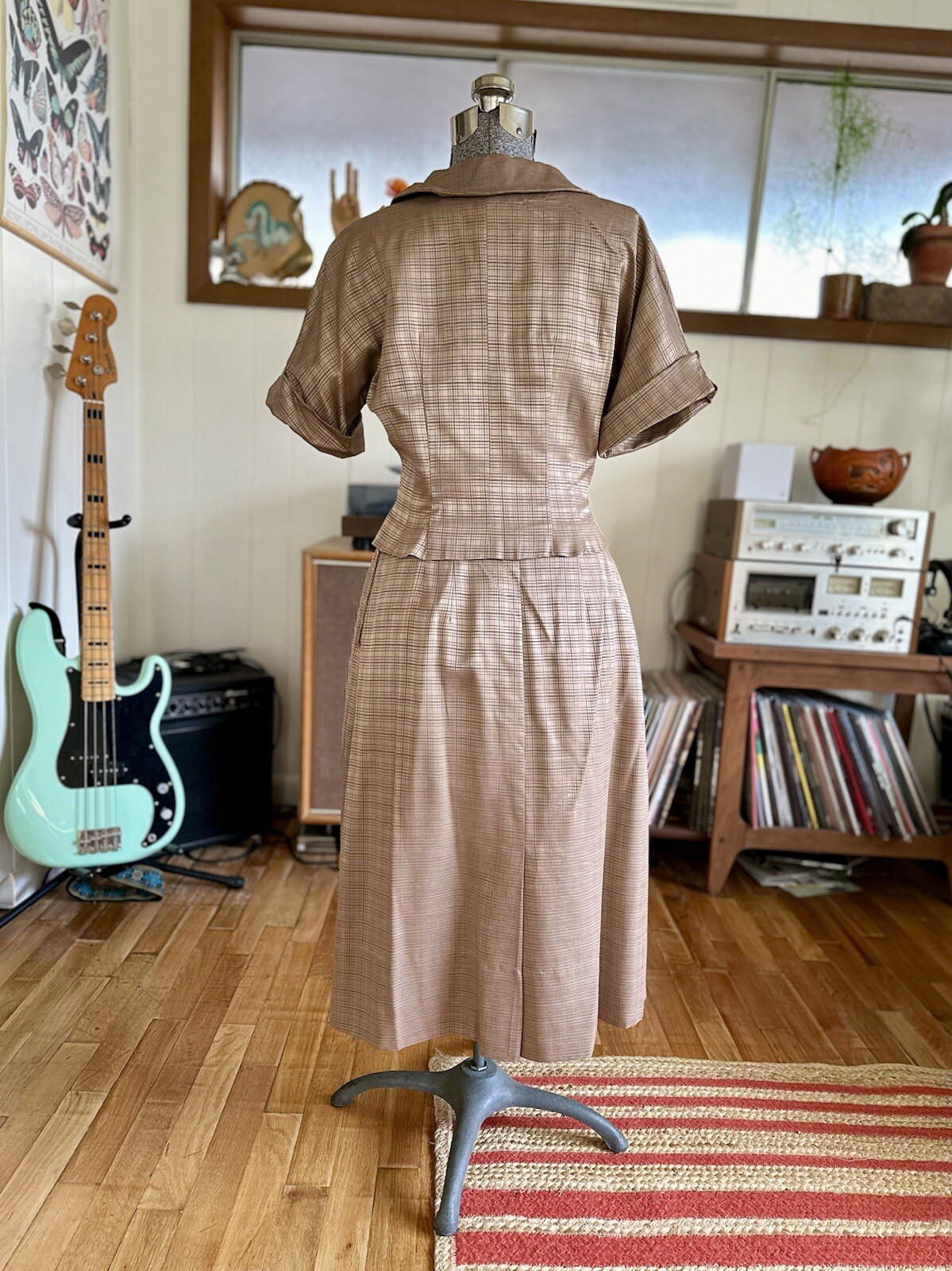 Vintage 1940s Satin 2-Piece Dress with Pencil Skirt and Peplum Top Women’s Suit
