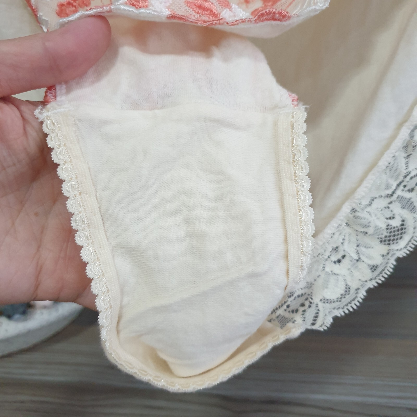 Vintage Ivory Cotton Panty Sissy Floral Nylon Lace Brief Size 9-10 Hip 44-47″