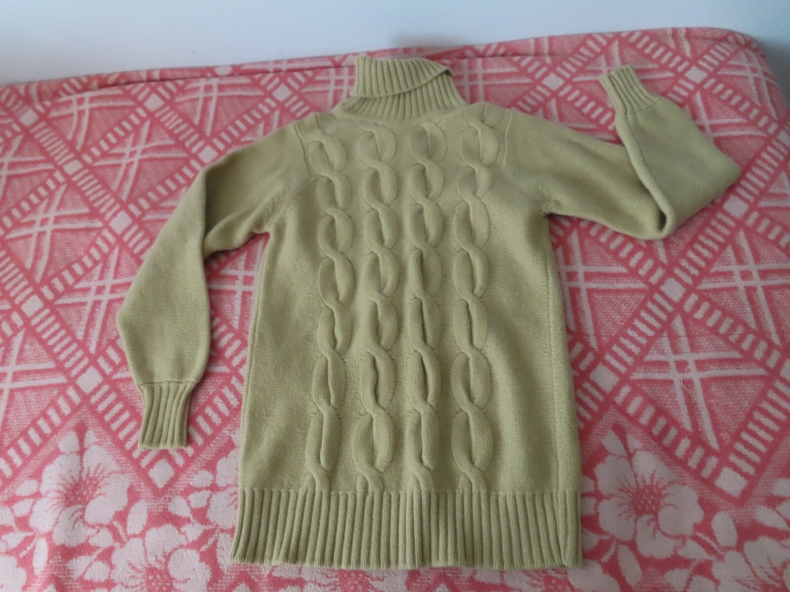 Vntg Ballantyne of peebles beige Cashmere Turtleneck cableknit Sweater 102cm-40