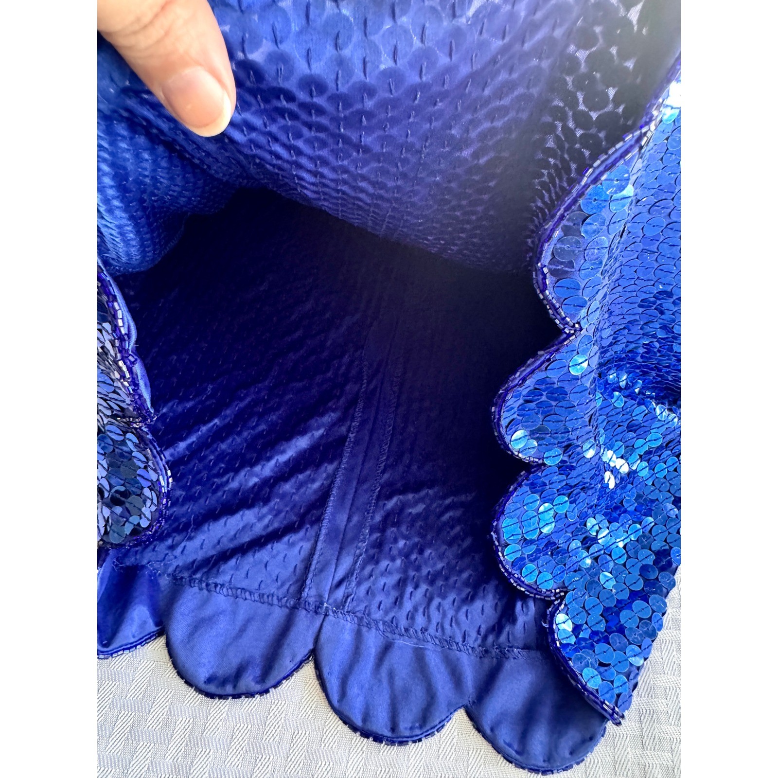 Niteline Della Roufogali Vintage Royal Blue Sequin Halter Scalloped Dress 12