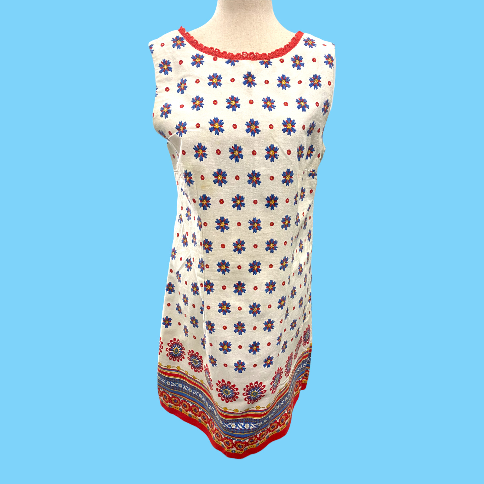 Vintage 1970s Cute White Cotton w/ Red Blue Flowers Summer Dress Boho Chic